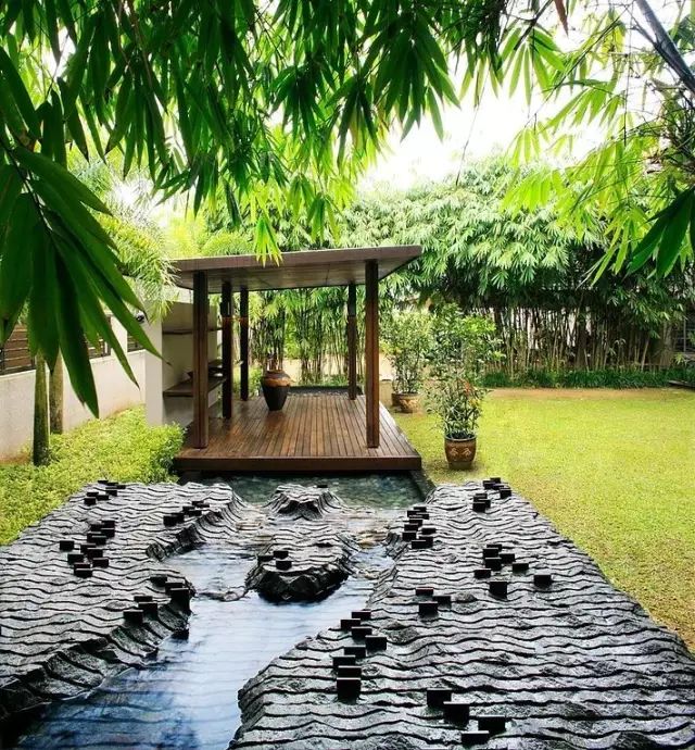 狄德羅公園水景,大氣